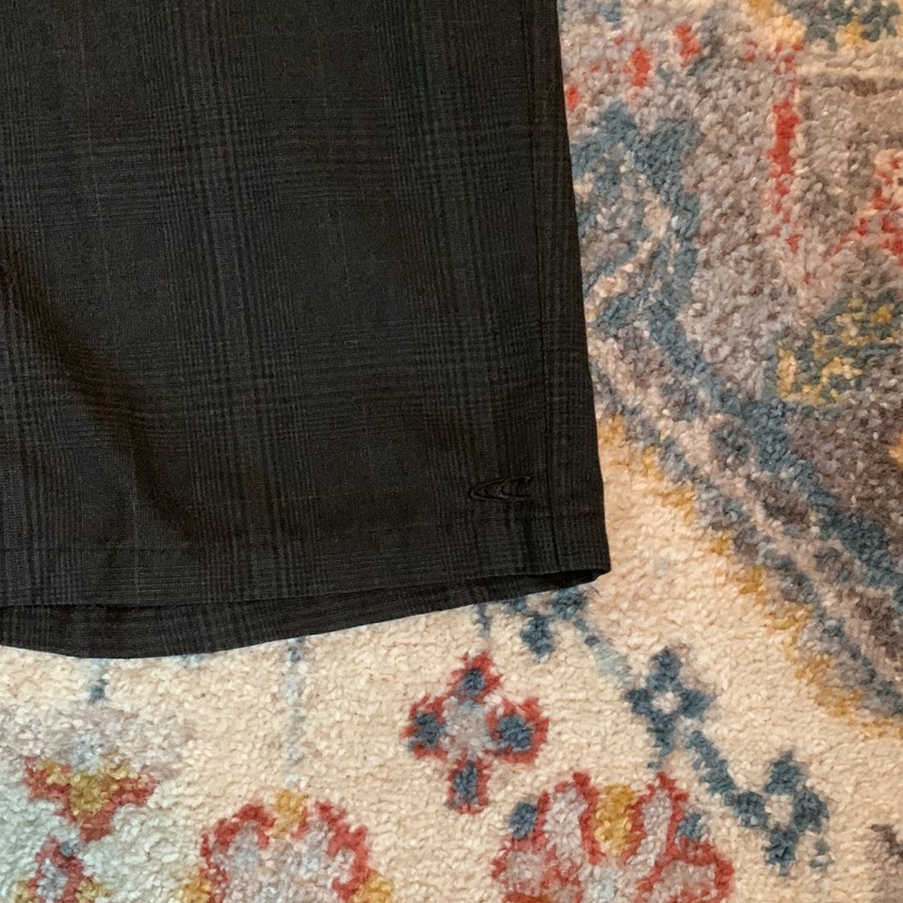 Mens O’Neal black with gray striped shorts - Picture 2 of 8